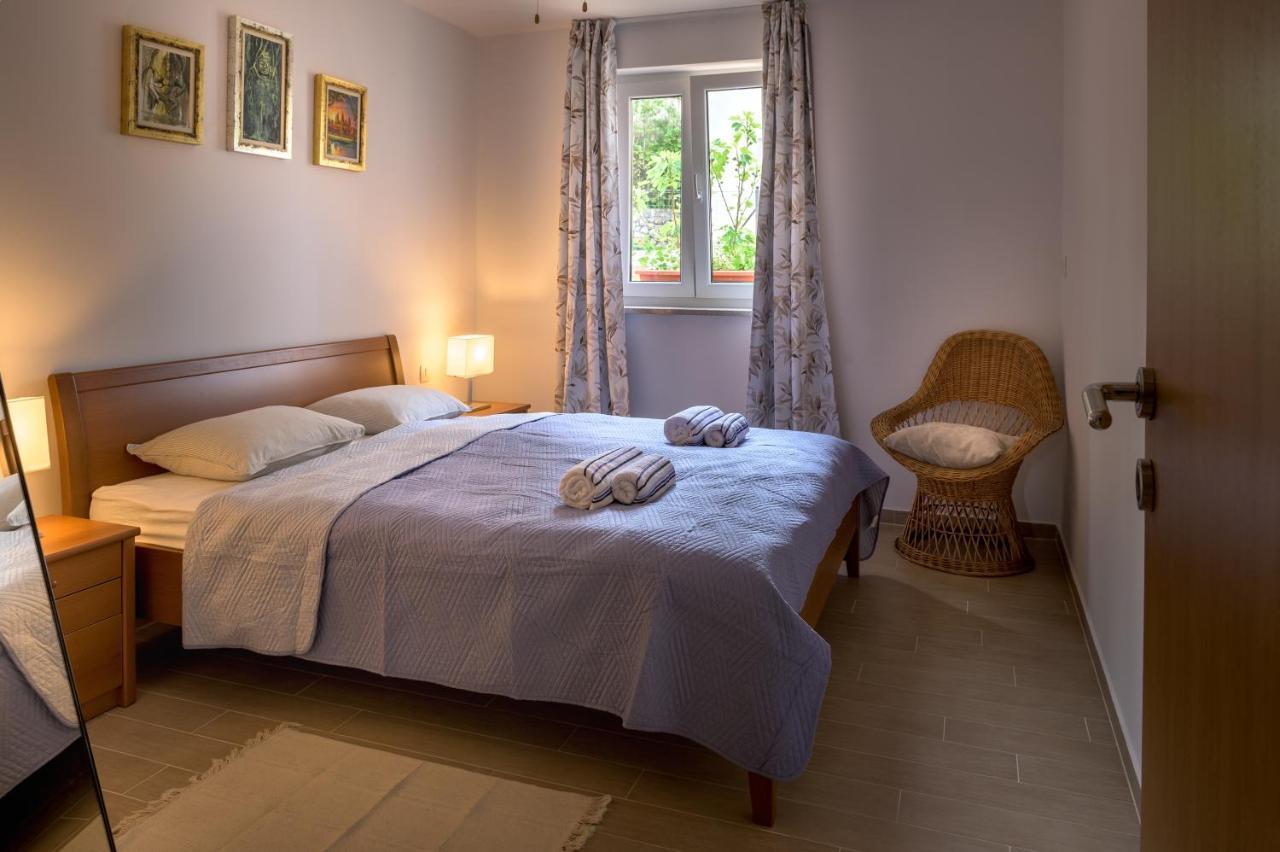 Apartamento Crni Macak Matulji Exterior foto